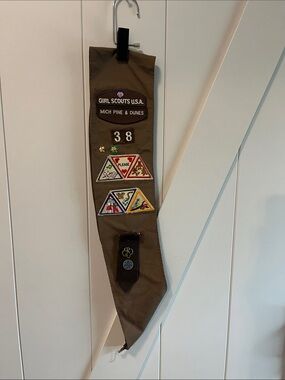 Girl Scouts Brown Vest Sash with Patch Accents